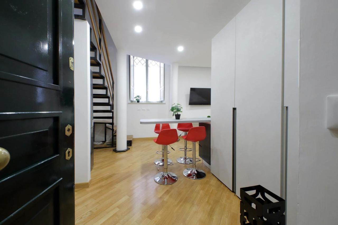 Trevi - Barberini Apartamento